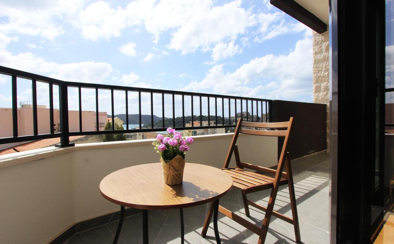 Sea View Apartment In Becici Будва Экстерьер фото
